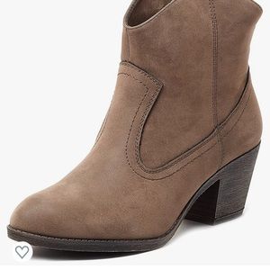 Rocketdog Boots new in box. Size 11 Cute to wear with jeans or dress.